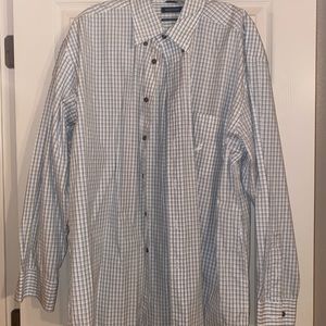 Men’s long sleeve button down dress shirt.